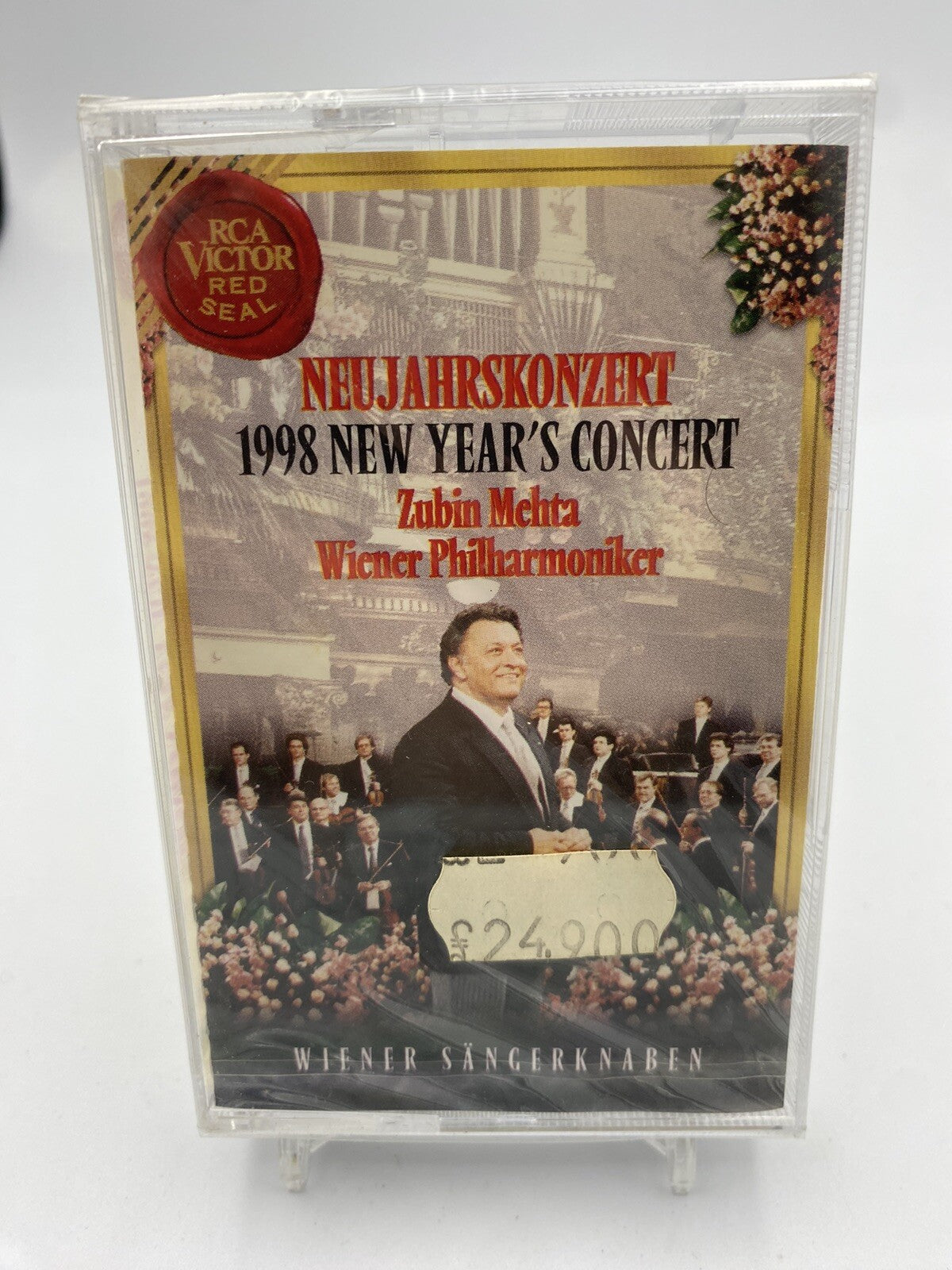 MUSICASSETTA Tape SS Nikolaus Harnoncourt - New Years Day Concert 2001 Orchestra