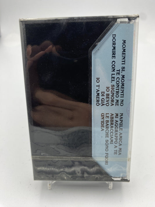MUSICASSETTA Tape SS CHARLES AZNAVOUR MOMENTI SI, MOMENTI No Italy