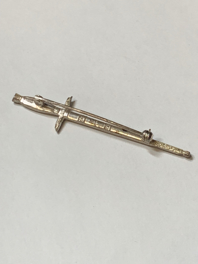 Spilla a forma di spada argento 800