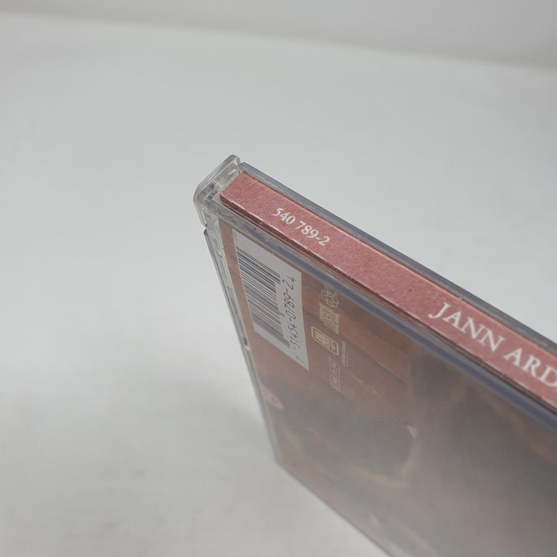 CD Jann Arden – Happy? A&M Records – 31454 0789 2