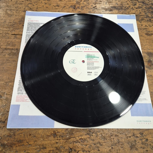 LP Eurythmics - Revenge PL 71050 Italy 1976 Musica Pop Rock Vinile
