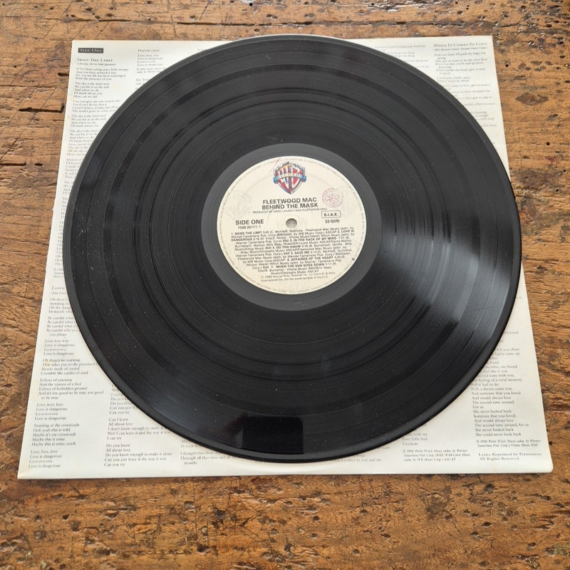 LP Fleetwood Mac - Behind The Mask 7599 26111-1 Musica Pop Rock Vinile