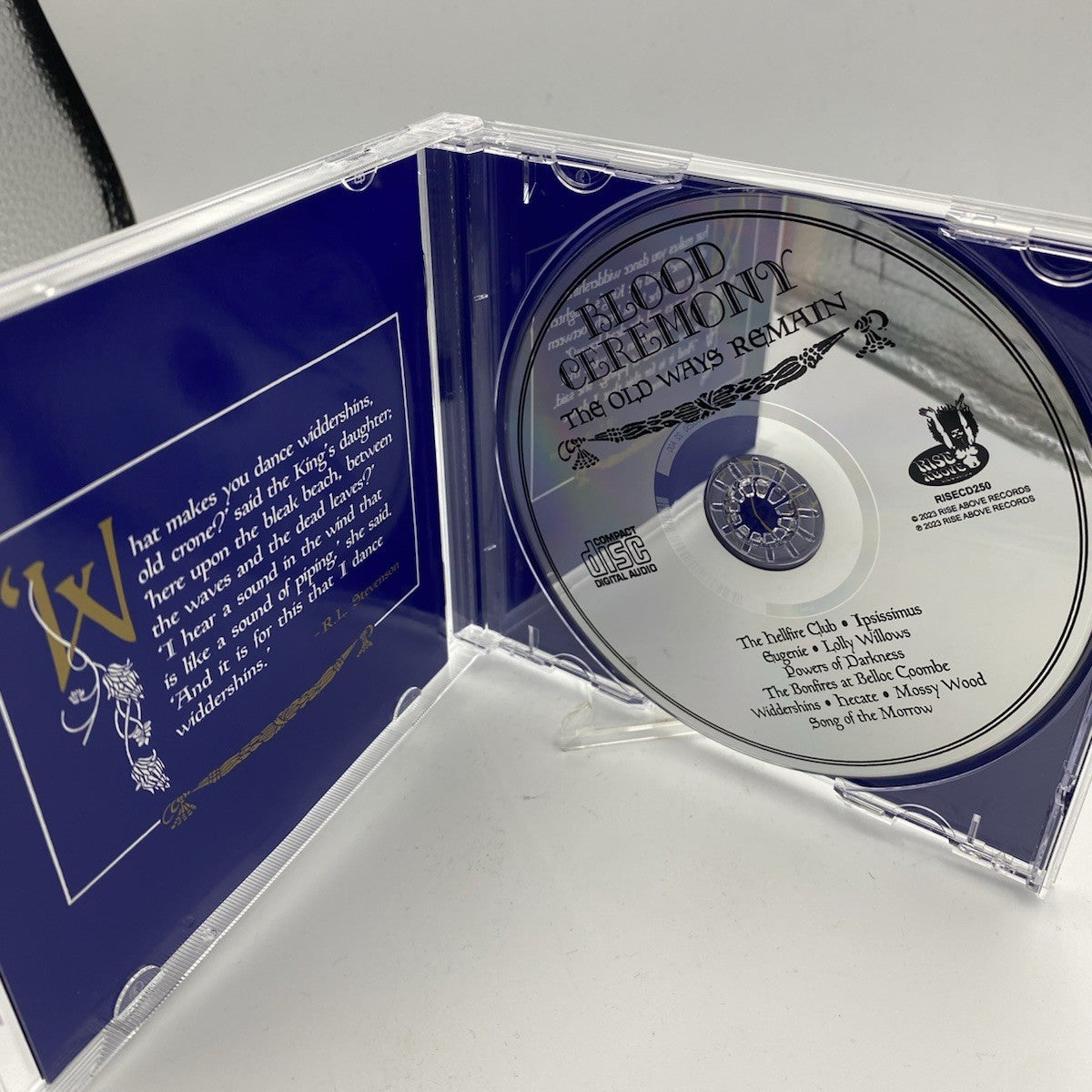 CD Cofanetto The Old Ways Remain Blood Ceremony