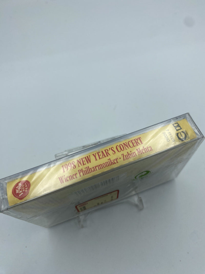 MUSICASSETTA Tape SS Nikolaus Harnoncourt - New Years Day Concert 2001 Orchestra