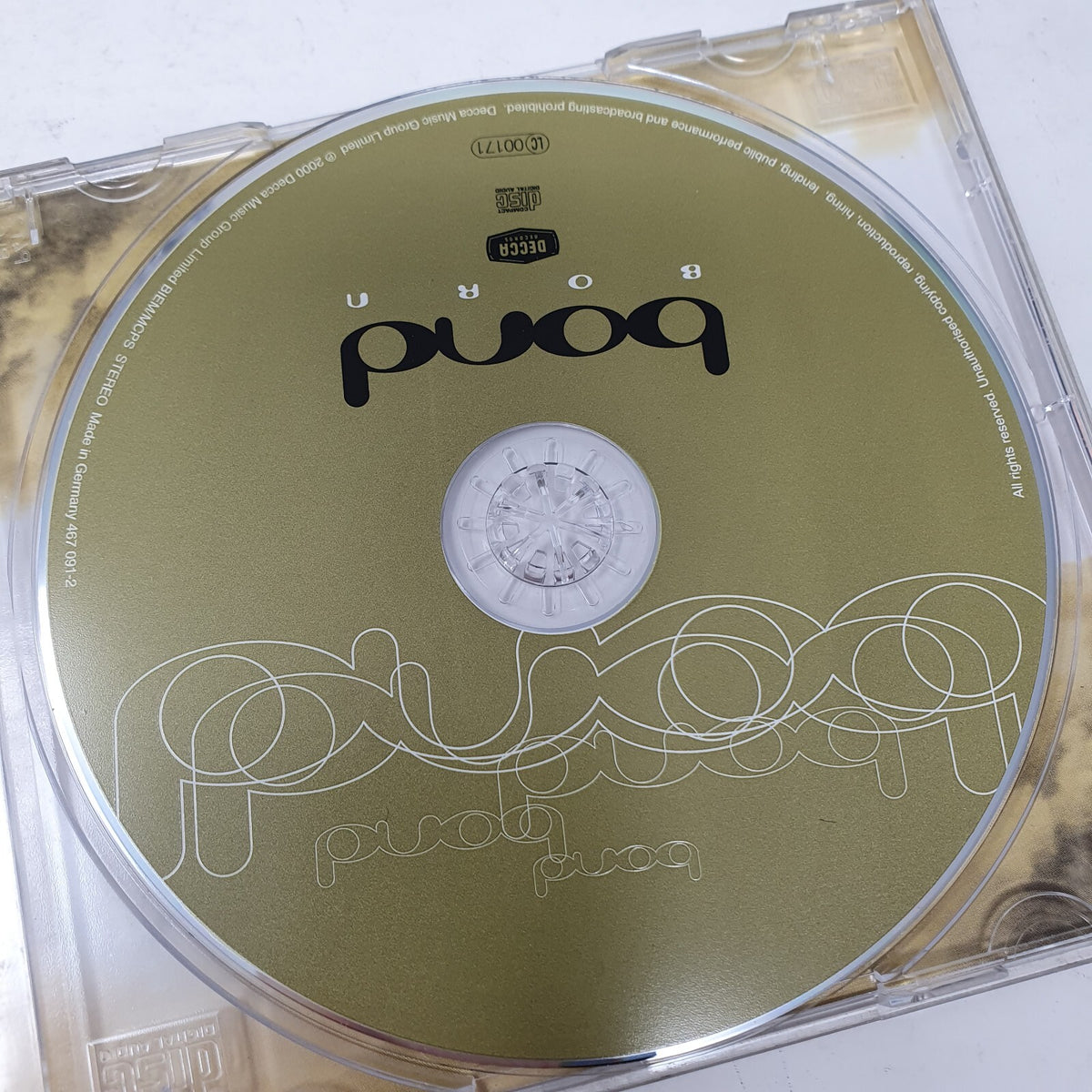 CD Bond – Born Decca – 467 091-2