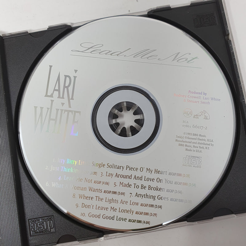 CD Lari White – Lead Me Not RCA – 07863 66117-2