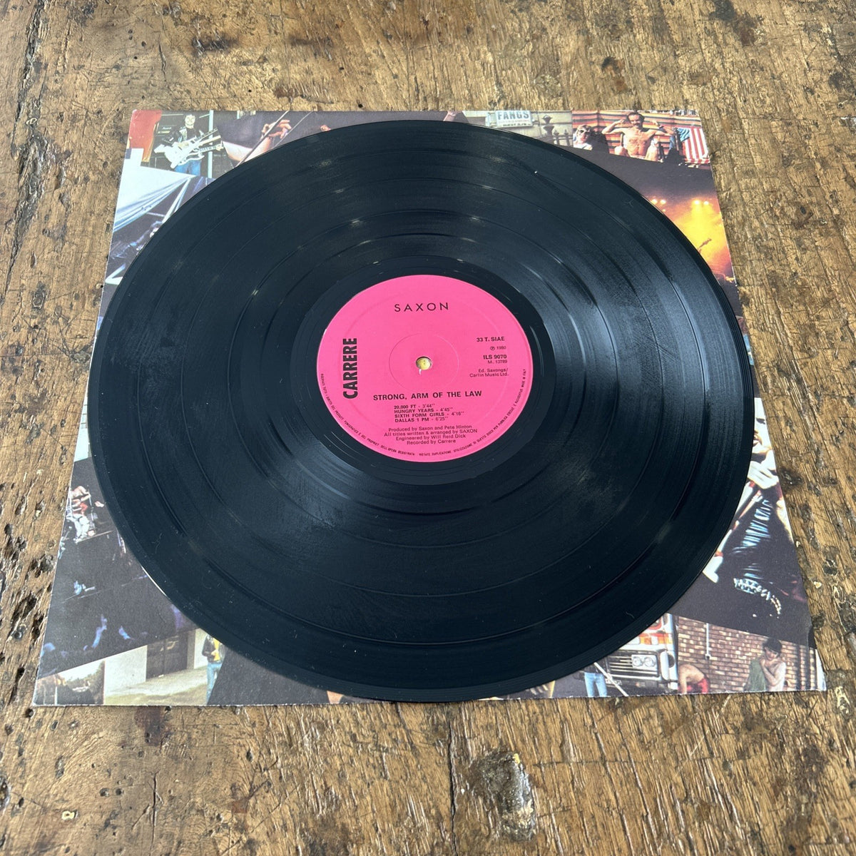 LP Saxon - Strong Arm Of The Law ILS9070 Made In Italy Rock Heavy Metal Vinile