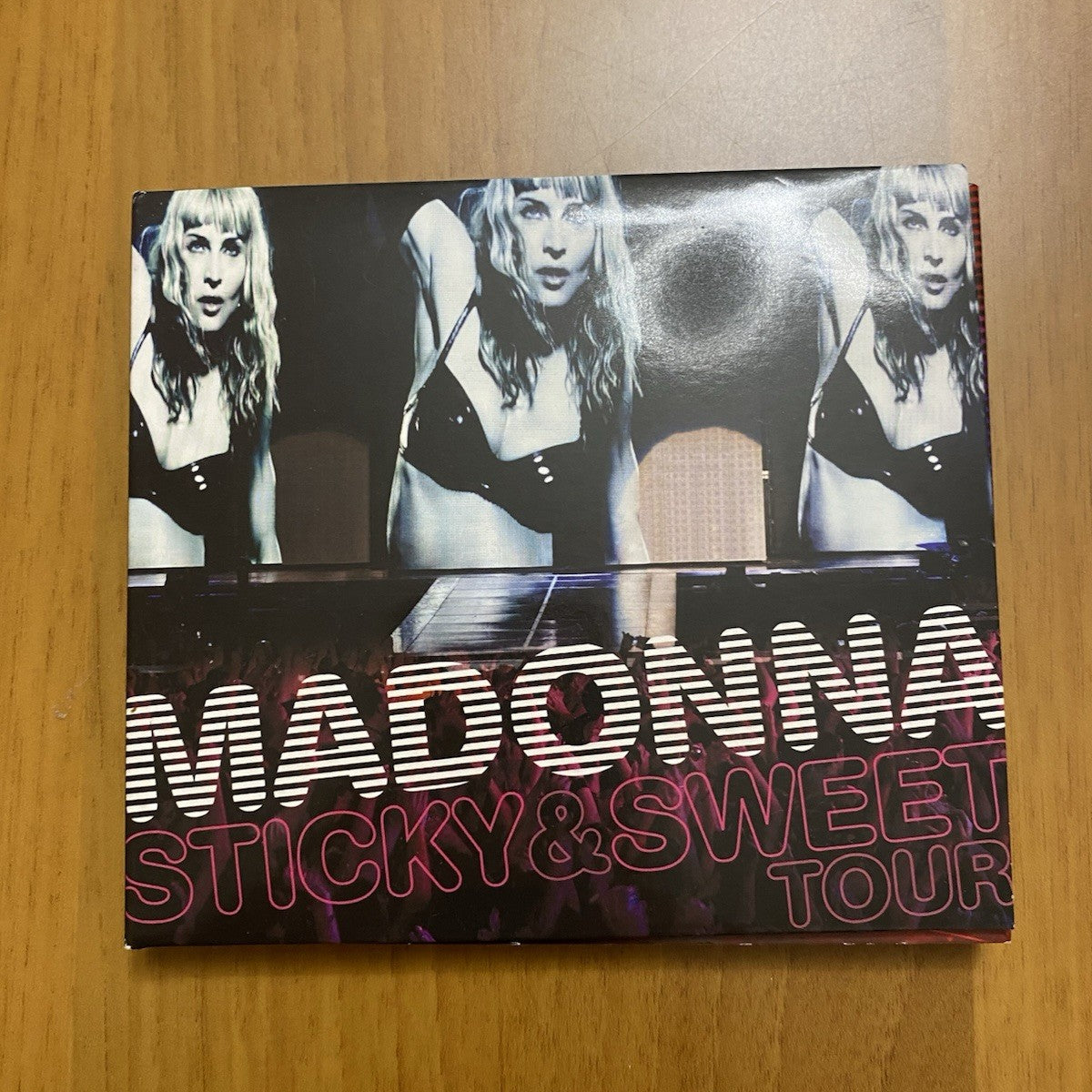 CD Cofanetto Madonna – Sticky & Sweet Tour Pop 2010