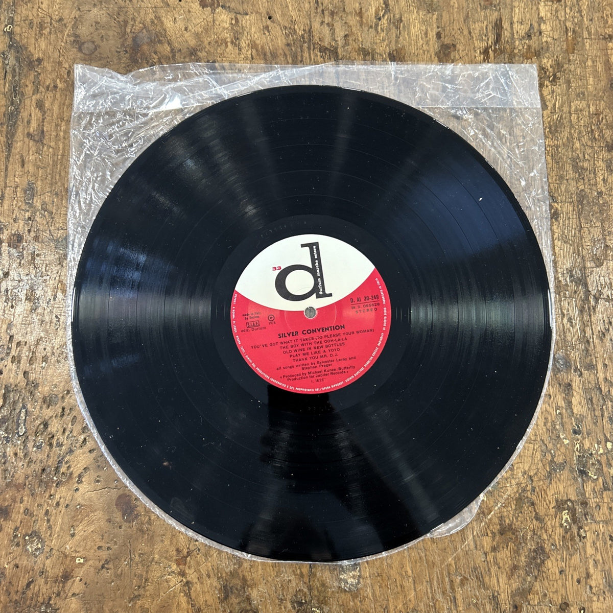 LP Silver Convention Made In Italy D.AI 30-249 Funk Soul Disco Vinile 12”