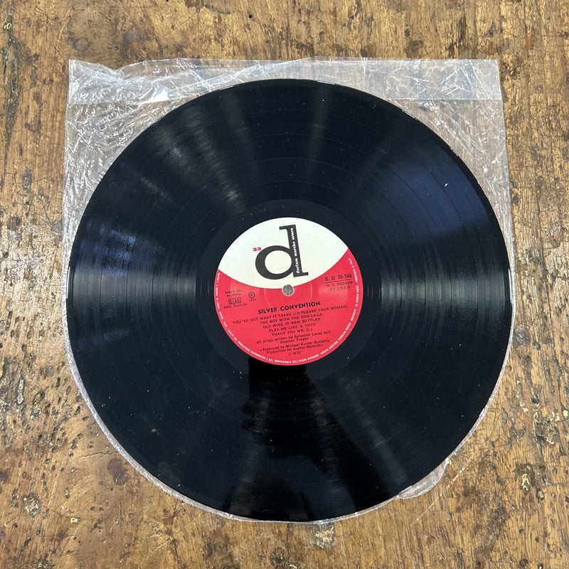 LP Silver Convention Made In Italy D.AI 30-249 Funk Soul Disco Vinile 12”