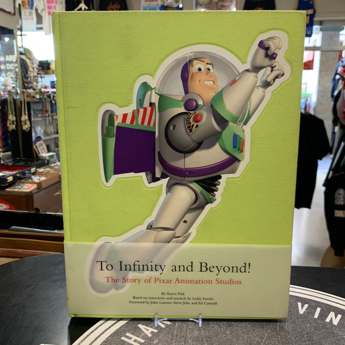 Libro "To Infinity and Beyond! The Story of Pixar Animation Studios" - Karen Paik