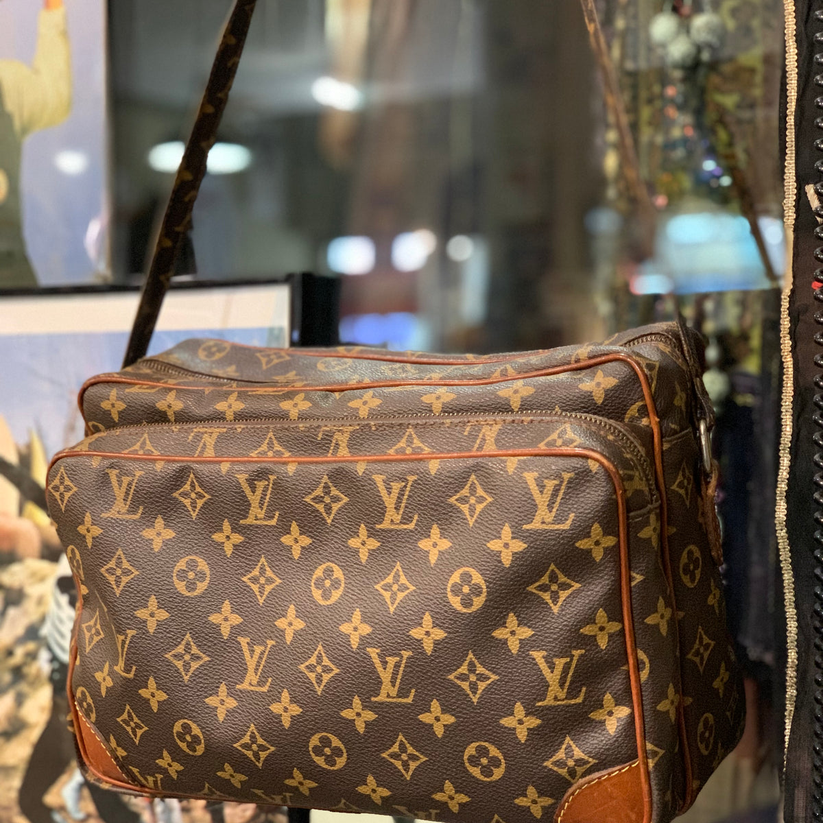 Borsa Louis Vuitton Modello Nil Monogram