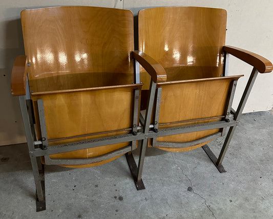 Coppia Poltrone Sedie Legno Cinema Vintage