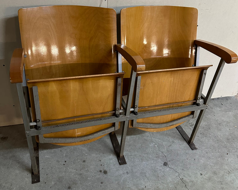 Coppia Poltrone Sedie Legno Cinema Vintage
