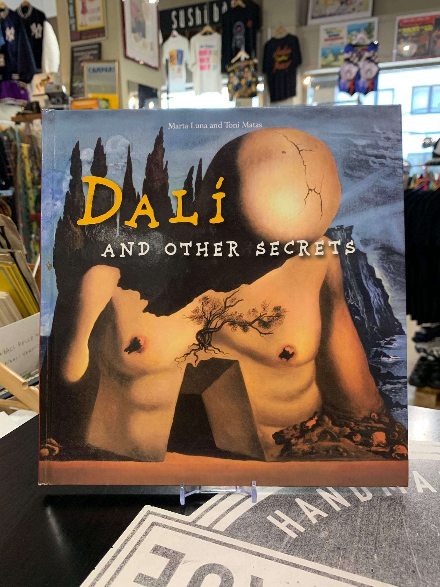 Libro "Dalí and Other Secrets" - Marta Luna e Toni Matad