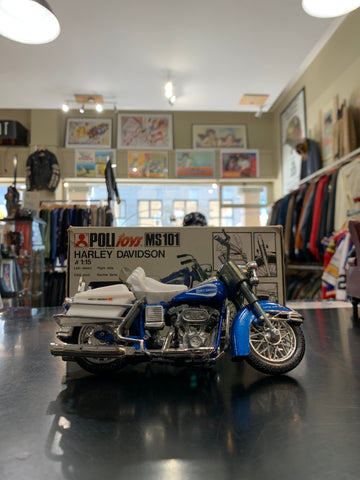HARLEY DAVIDSON Electra Gilde 1970 Politoys MS101