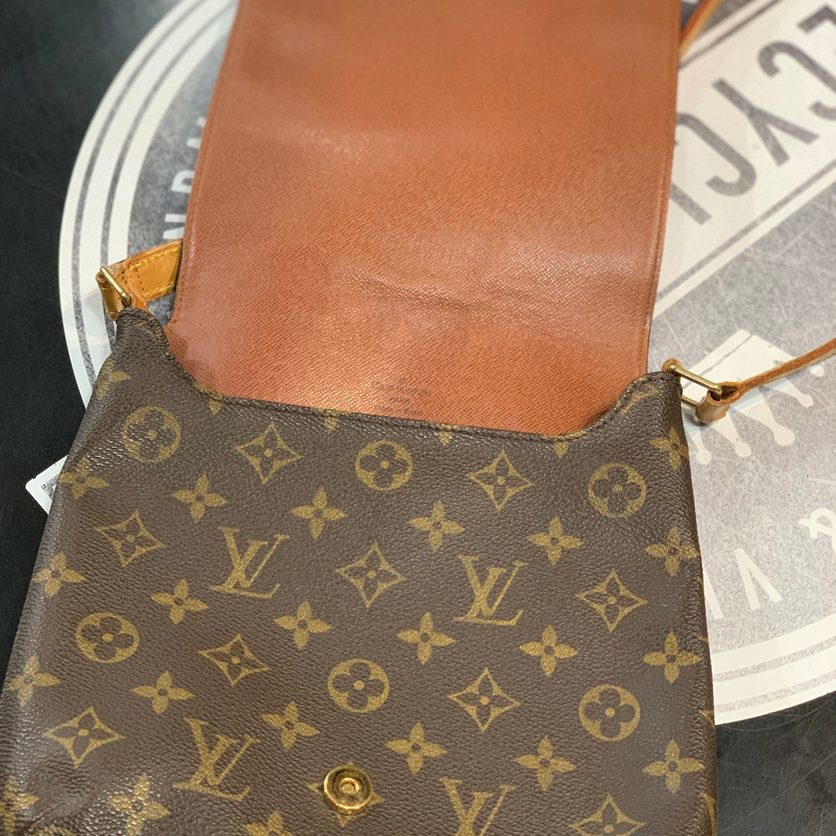 Borsa Louis Vuitton modello Musette Salsa Monogram