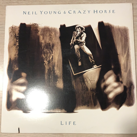 LP LIFE - NEIL YOUNG